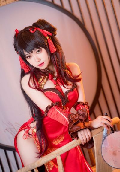 26岁的女高中生